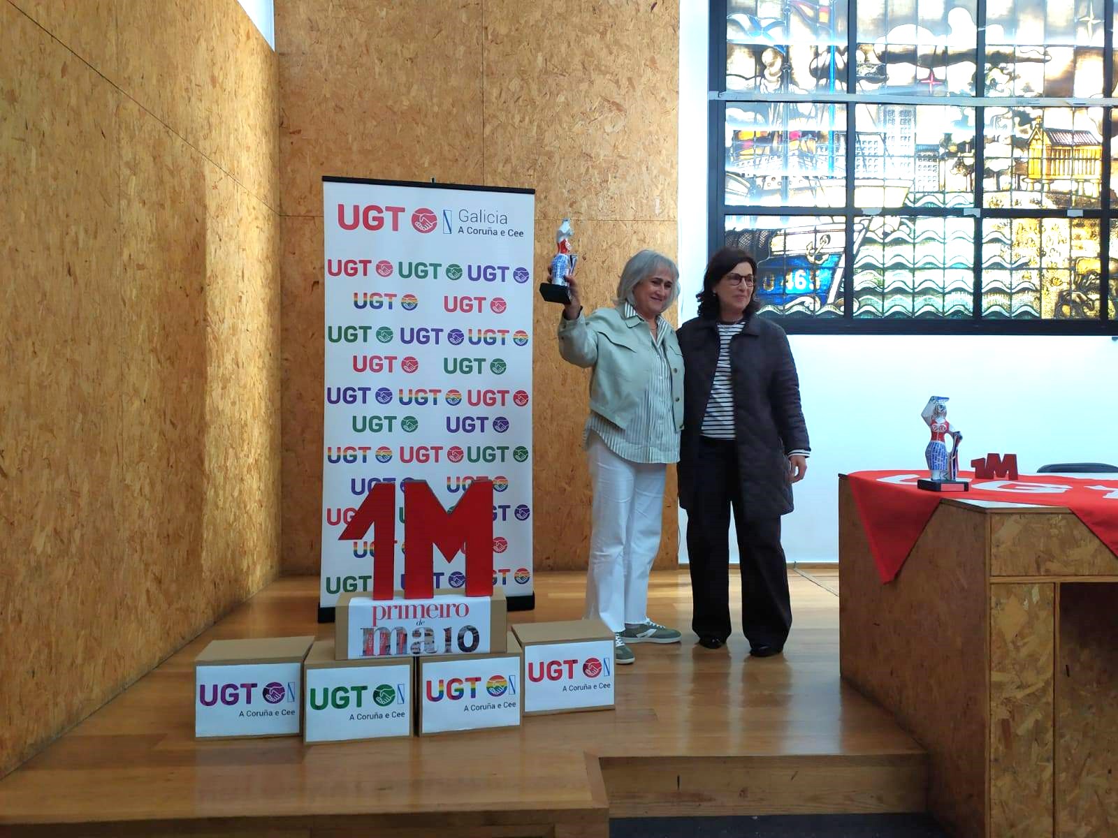 Recepción do premio de Fina Martínez